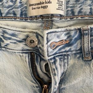 abercrombie kids faded light blue low-rise baggy jeans